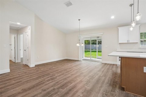 House in Dunnellon, Florida 4 bedrooms, 162.67 sq.m. № 2198975 - photo 27