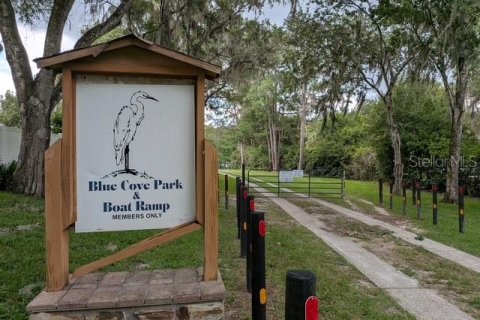 House in Dunnellon, Florida 4 bedrooms, 162.67 sq.m. № 2198975 - photo 4