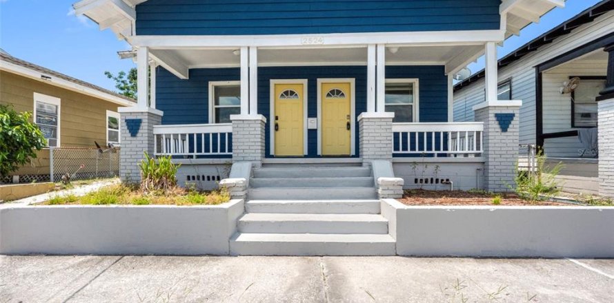 Appartement à Tampa, Floride 3 chambres, 125.98 m2 № 1873925