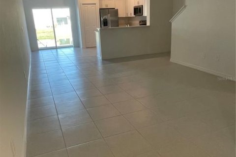 Adosado en venta en Zephyrhills, Florida, 3 dormitorios, 151.8 m2 № 2100921 - foto 6