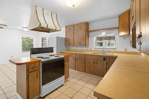 Casa en venta en DeLand, Florida, 4 dormitorios, 224.27 m2 № 1903921 - foto 9