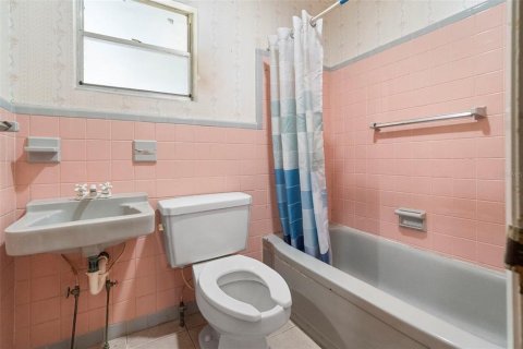 Casa en venta en DeLand, Florida, 4 dormitorios, 224.27 m2 № 1903921 - foto 23