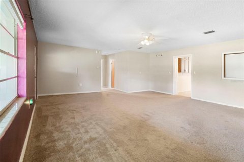 Casa en venta en DeLand, Florida, 4 dormitorios, 224.27 m2 № 1903921 - foto 13