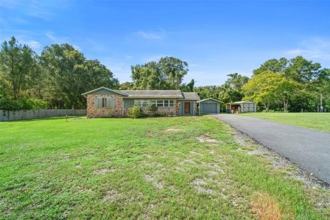 Casa en venta en DeLand, Florida, 4 dormitorios, 224.27 m2 № 1903921 - foto 1