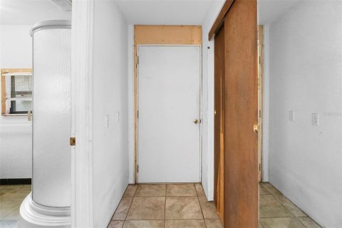 Casa en venta en DeLand, Florida, 4 dormitorios, 224.27 m2 № 1903921 - foto 29