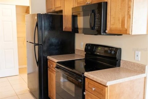 Copropriété à louer à Winter Park, Floride: 2 chambres, 81.85 m2 № 2419291 - photo 2
