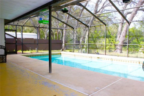 Villa ou maison à louer à Spring Hill, Floride: 2 chambres, 110.74 m2 № 2097734 - photo 30