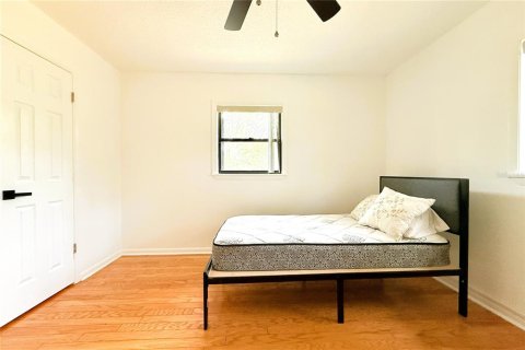 Villa ou maison à louer à Spring Hill, Floride: 2 chambres, 110.74 m2 № 2097734 - photo 19