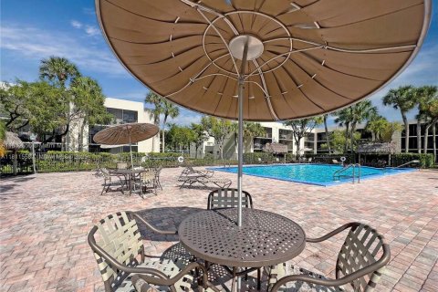 Condo in Miami, Florida, 3 bedrooms  № 1822011 - photo 17