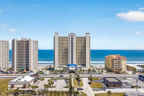 Condominio en venta en Daytona Beach, Florida, 2 dormitorios, 133.78 m2 № 2150606 - foto 2