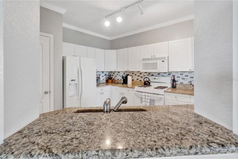 Condo in Clearwater, Florida, 3 bedrooms  № 2102111 - photo 23