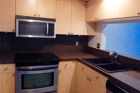 Condominio en alquiler en Orlando, Florida, 2 dormitorios, 110.27 m2 № 1831784 - foto 5