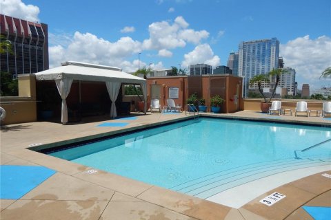 Condominio en alquiler en Orlando, Florida, 2 dormitorios, 110.27 m2 № 1831784 - foto 19