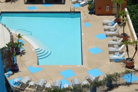 Condominio en alquiler en Orlando, Florida, 2 dormitorios, 110.27 m2 № 1831784 - foto 24
