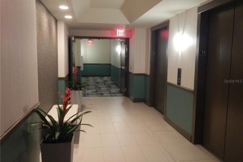Condominio en alquiler en Orlando, Florida, 2 dormitorios, 110.27 m2 № 1831784 - foto 13