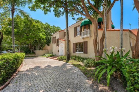 Casa en venta en Miami, Florida, 5 dormitorios, 428.37 m2 № 1759039 - foto 24