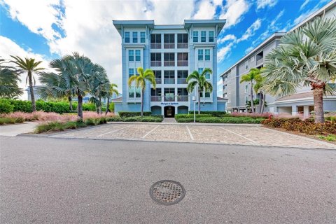 Condominio en venta en Bradenton, Florida, 3 dormitorios, 154.59 m2 № 1718597 - foto 5
