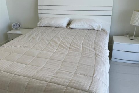 Купить кондоминиум в Санни-Айлс-Бич, Флорида 2 спальни, 133.31м2, № 1940263 - фото 8