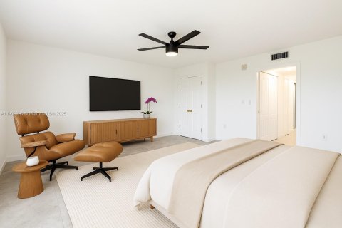 Copropriété à louer à Miami, Floride: 2 chambres, 126.16 m2 № 1966230 - photo 13