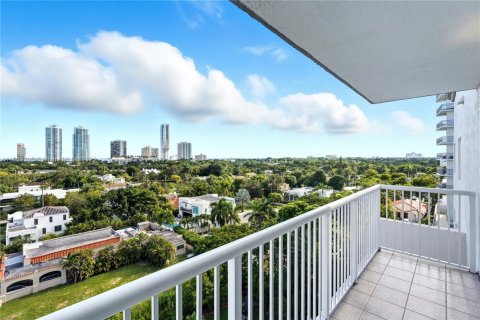 Copropriété à louer à Miami, Floride: 2 chambres, 126.16 m2 № 1966230 - photo 1