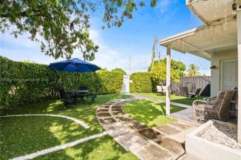 Casa en venta en Miami, Florida, 3 dormitorios, 118.08 m2 № 2017107 - foto 6