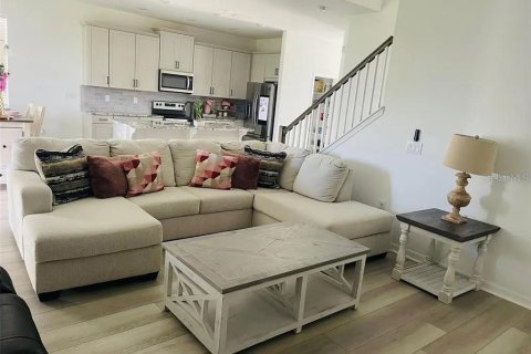 Casa en venta en Kissimmee, Florida, 4 dormitorios, 171.03 m2 № 1829248 - foto 15