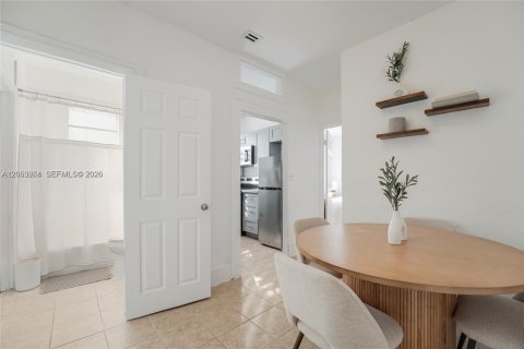 Appartement à louer à Miami, Floride: 2 chambres, 74.32 m2 № 2265307 - photo 5
