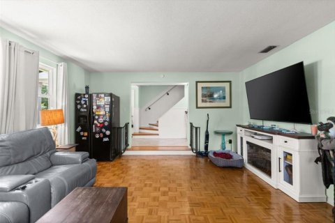 Casa en venta en Ormond Beach, Florida, 5 dormitorios, 204.38 m2 № 2110030 - foto 6