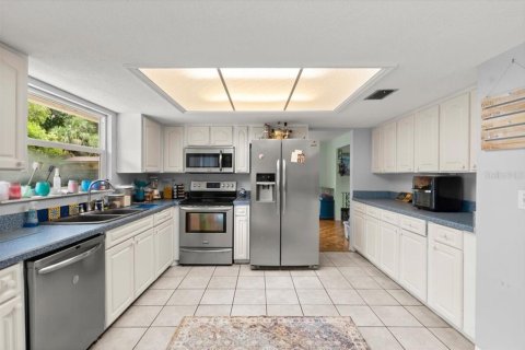 Casa en venta en Ormond Beach, Florida, 5 dormitorios, 204.38 m2 № 2110030 - foto 10