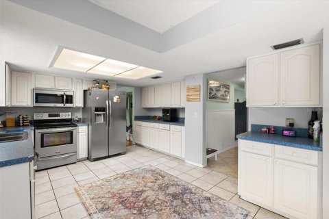 Casa en venta en Ormond Beach, Florida, 5 dormitorios, 204.38 m2 № 2110030 - foto 11