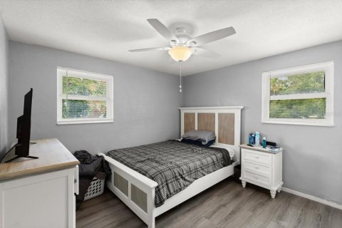 Casa en venta en Ormond Beach, Florida, 5 dormitorios, 204.38 m2 № 2110030 - foto 22