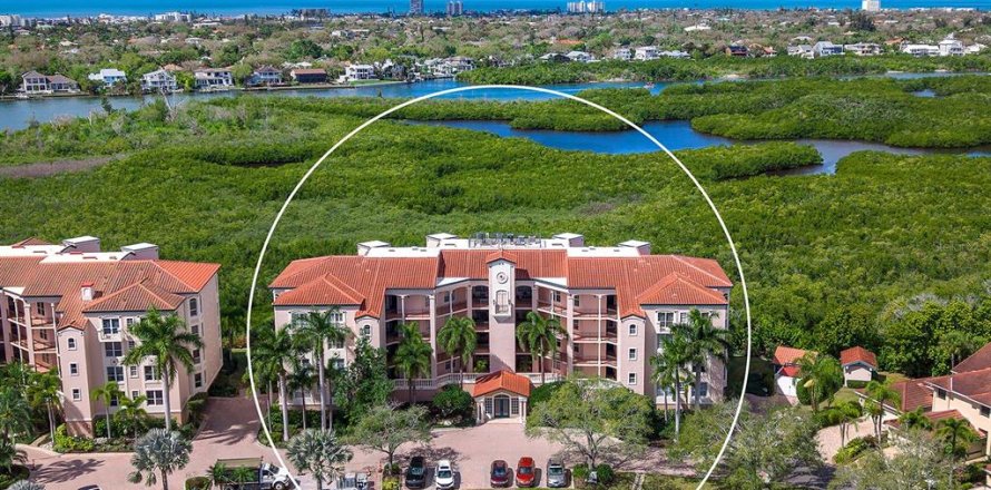 Condo in Sarasota, Florida, 3 bedrooms № 2094286