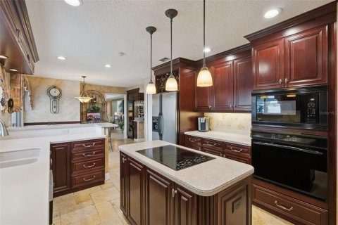 Villa ou maison à vendre à Longwood, Floride: 5 chambres, 298.77 m2 № 2230856 - photo 12