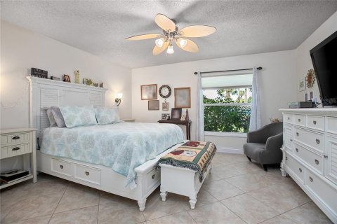 Condo in DeBary, Florida, 2 bedrooms  № 1911363 - photo 19