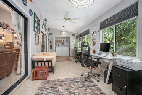 Condo in DeBary, Florida, 2 bedrooms  № 1911363 - photo 23