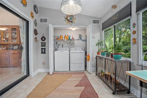 Condo in DeBary, Florida, 2 bedrooms  № 1911363 - photo 22