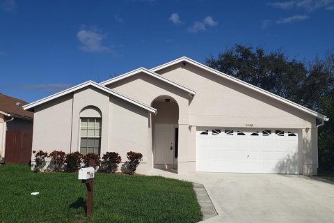 House in Wellington, Florida 3 bedrooms, 145.39 sq.m. № 2280901