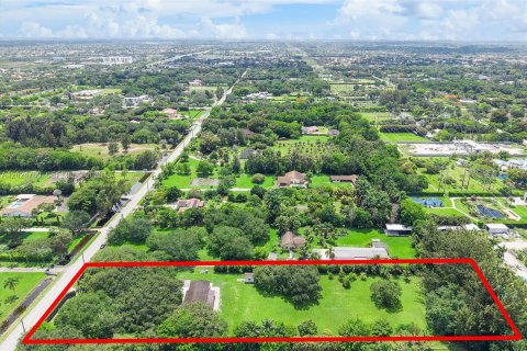 House in Southwest Ranches, Florida 3 bedrooms, 224.92 sq.m. № 2087162 - photo 7