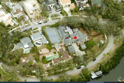 Terreno en venta en Tampa, Florida № 1675568 - foto 1