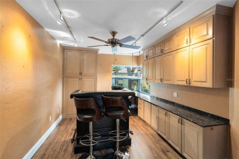 Condo in Orlando, Florida, 3 bedrooms  № 1744903 - photo 6