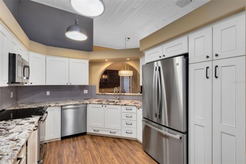 Condo in Orlando, Florida, 3 bedrooms  № 1744903 - photo 20