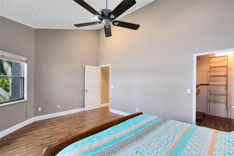 Condo in Orlando, Florida, 3 bedrooms  № 1744903 - photo 26