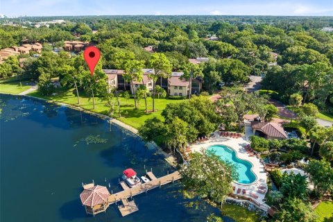 Condo in Orlando, Florida, 3 bedrooms  № 1744903 - photo 1