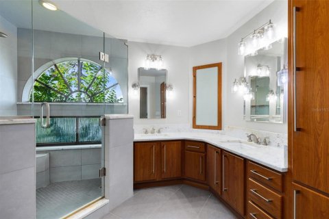 Condo in Orlando, Florida, 3 bedrooms  № 1744903 - photo 24