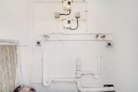 Villa ou maison à vendre à Miami, Floride: 3 chambres, 105.44 m2 № 2049535 - photo 25