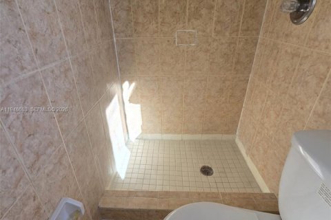 Снять в аренду виллу или дом в Хомстед, Флорида 1 спальня, 151.62м2, № 2004529 - фото 12