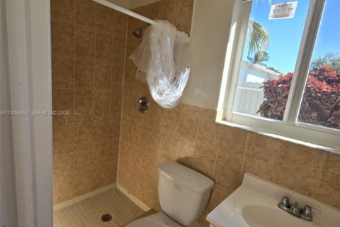 Снять в аренду виллу или дом в Хомстед, Флорида 1 спальня, 151.62м2, № 2004529 - фото 11