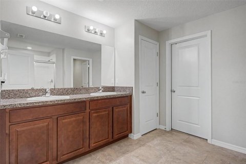 House in BELMONT in Ruskin, Florida 4 bedrooms, 179.86 sq.m. № 2210247 - photo 21