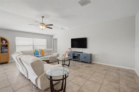 House in BELMONT in Ruskin, Florida 4 bedrooms, 179.86 sq.m. № 2210247 - photo 15