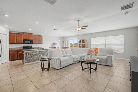 House in BELMONT in Ruskin, Florida 4 bedrooms, 179.86 sq.m. № 2210247 - photo 13